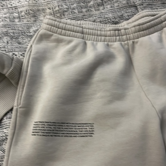 Pangaia - Picture 4 of 9